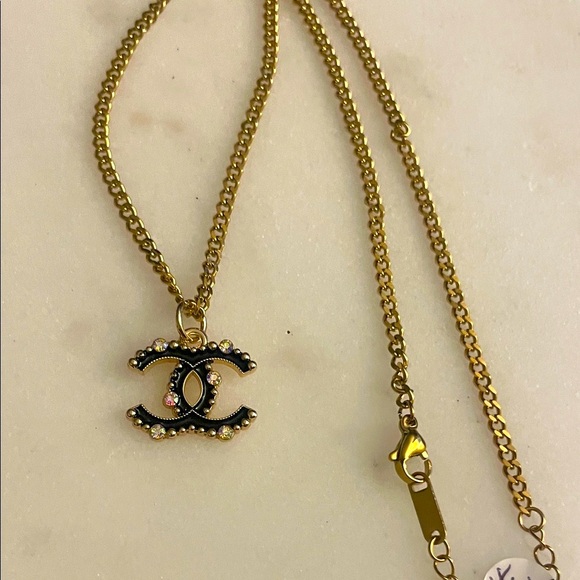 CHANEL authentic pendant With unbranded Stainless Steel Unbranded Gold chain💕 - Picture 1 of 6